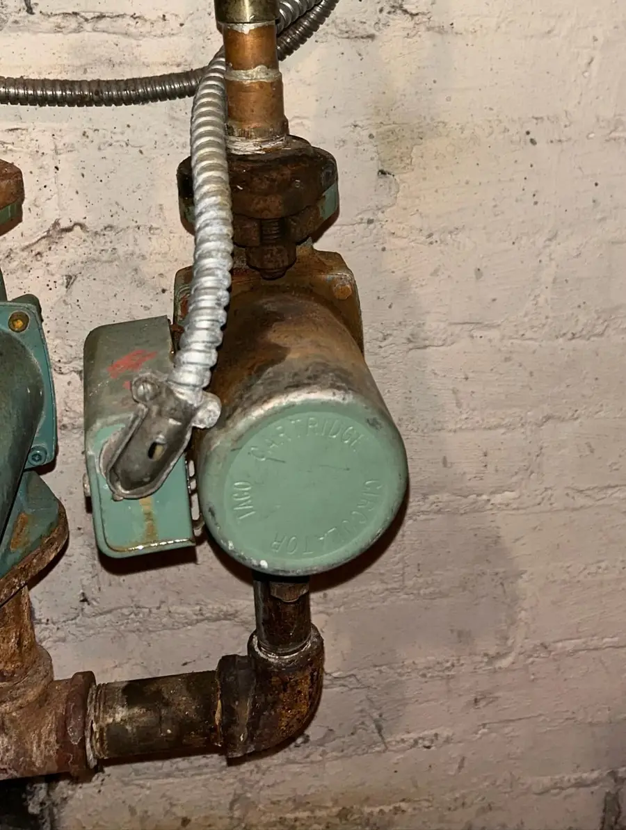 Old circulator pump on the indirect zone